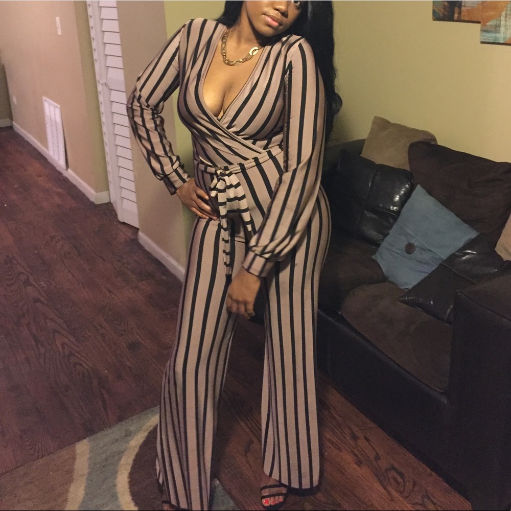 Jumpsuit with belt!